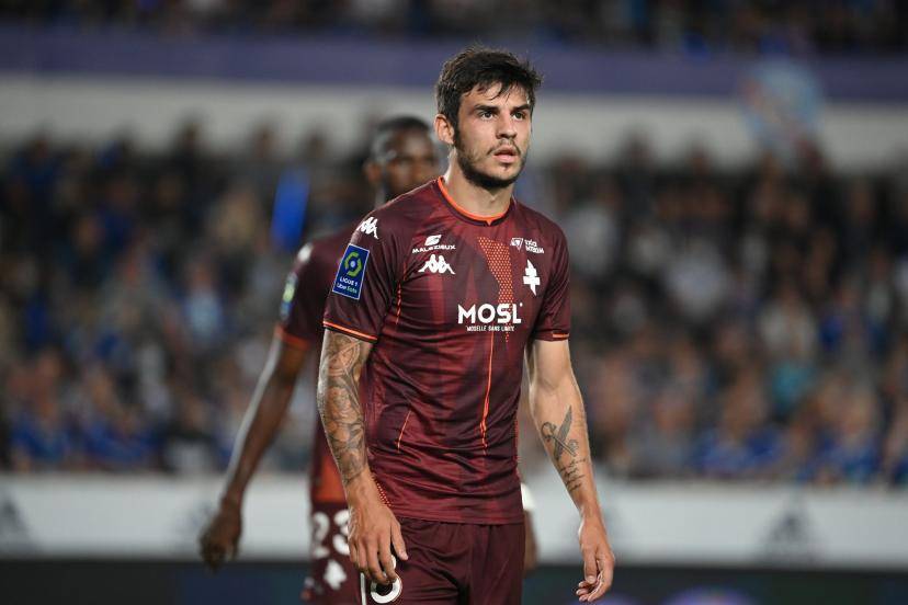 九游网站-芝加哥公牛迎法甲关键赛，集结日官宣签约，悬念犹存，临场指挥获称赞 